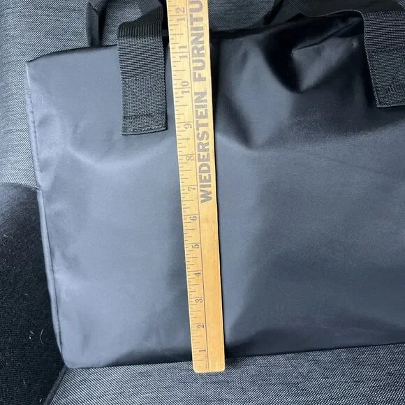 Ferragamo Parfums 16" Nylon Tote Duffle Bag Black Red Zip Top - Picture 5 of 9